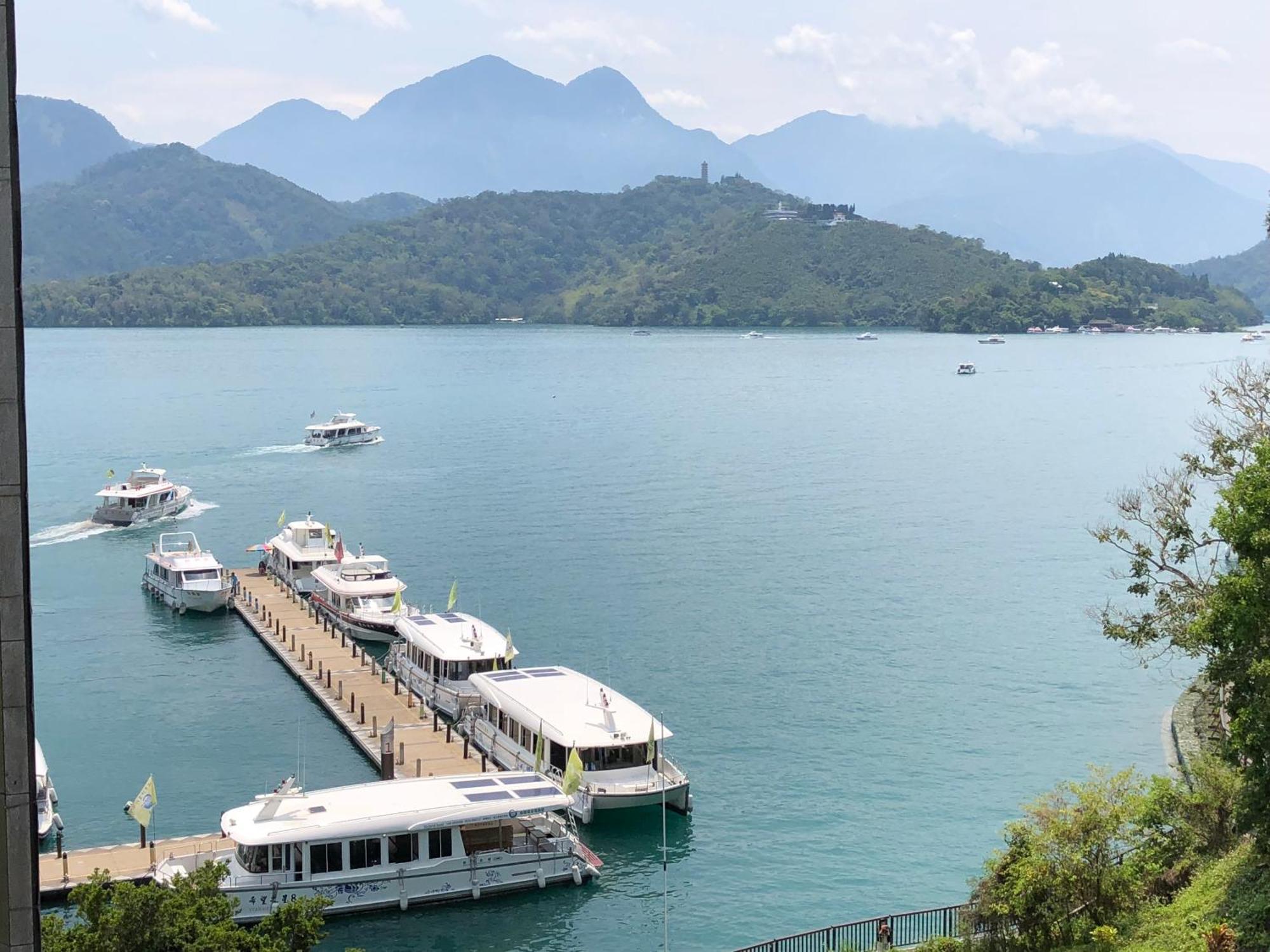 Sun Moon Lake Long Xing Homestay 魚池郷 エクステリア 写真
